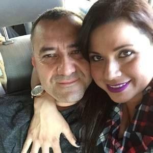 Meet your Posher, Cesar